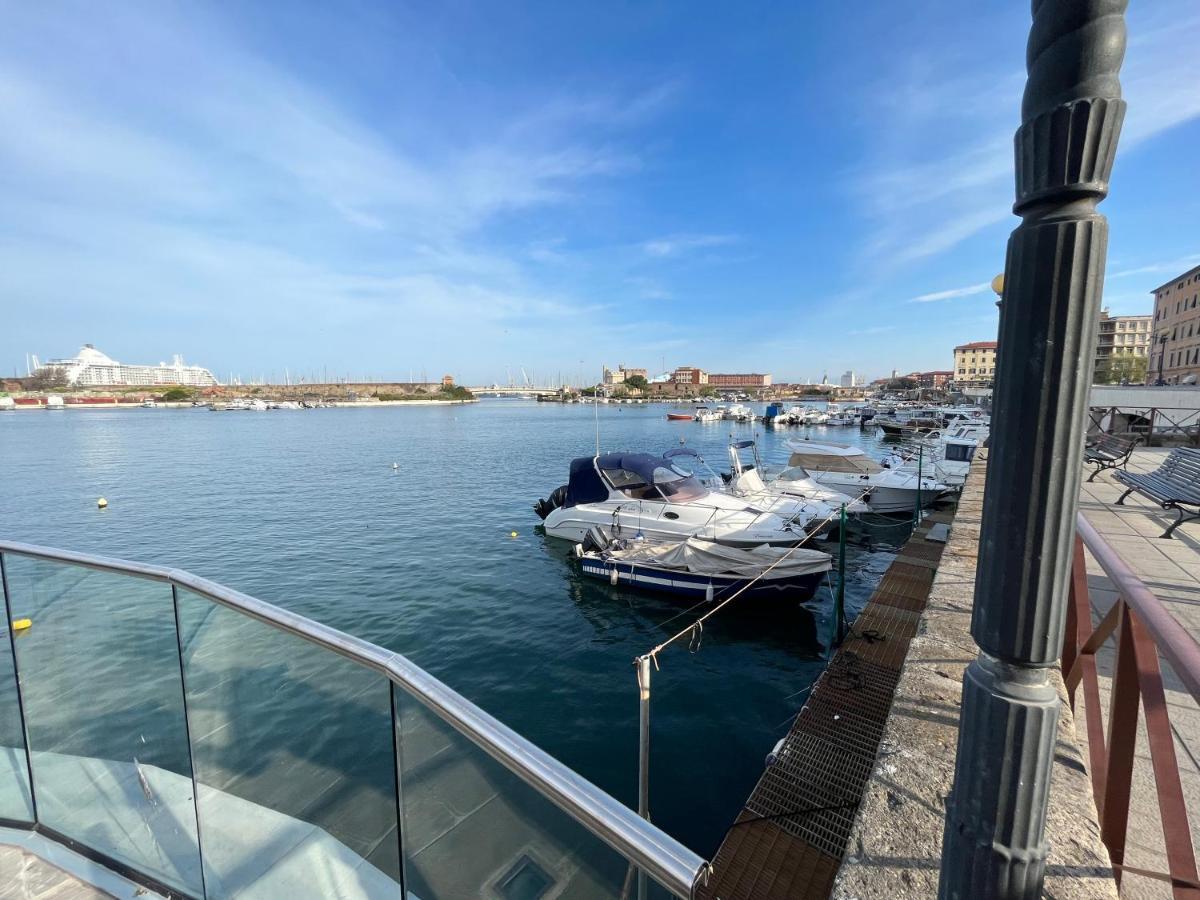 Kasia Porta Sul Mare Di Livorno Free Parking Kültér fotó