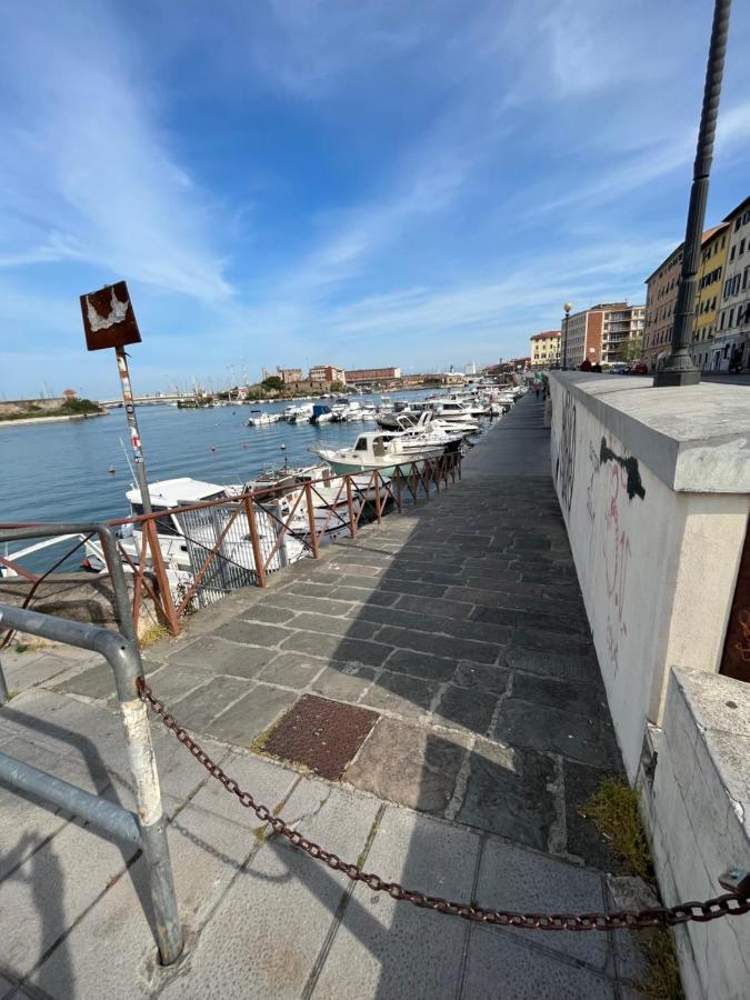 Kasia Porta Sul Mare Di Livorno Free Parking Kültér fotó