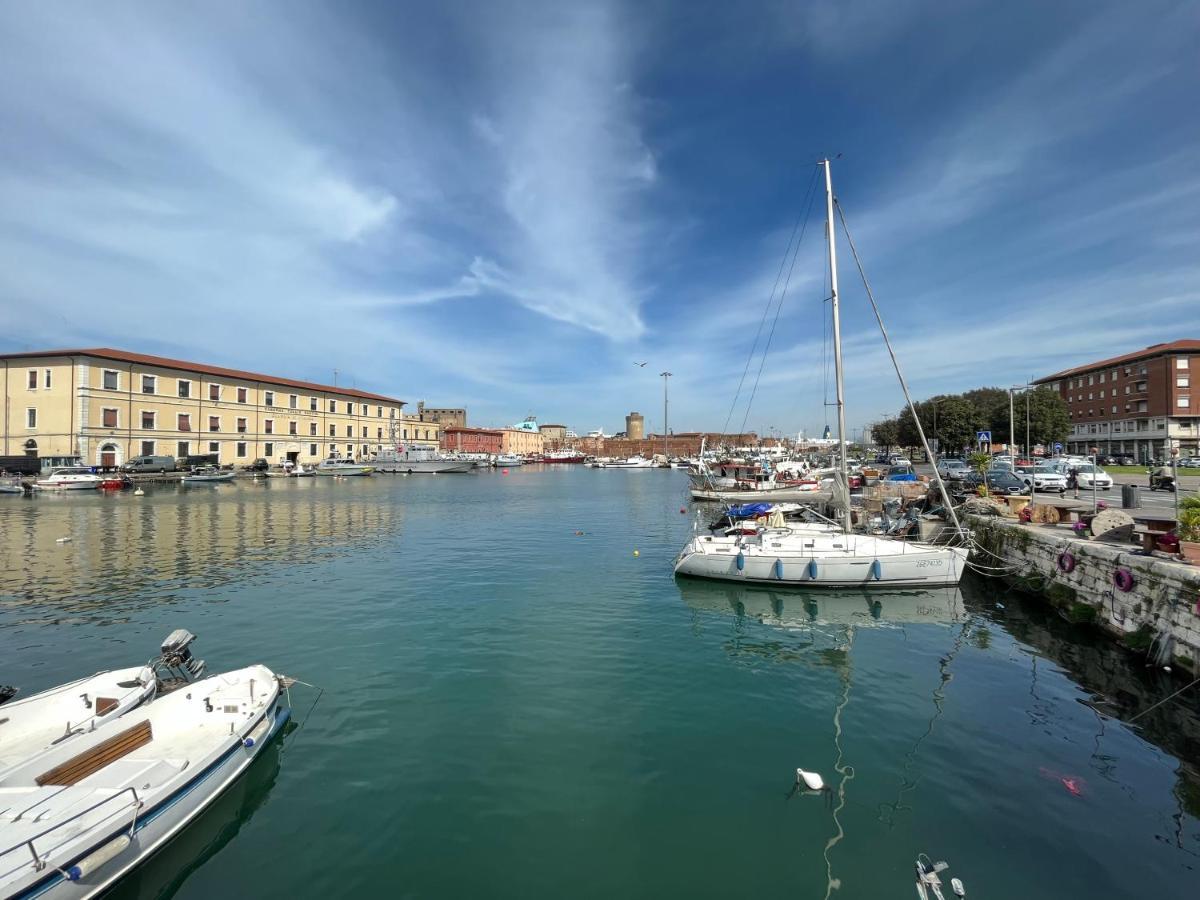 Kasia Porta Sul Mare Di Livorno Free Parking Kültér fotó