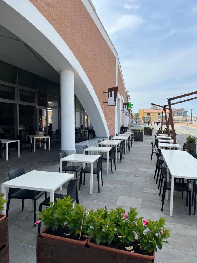 Kasia Porta Sul Mare Di Livorno Free Parking Kültér fotó