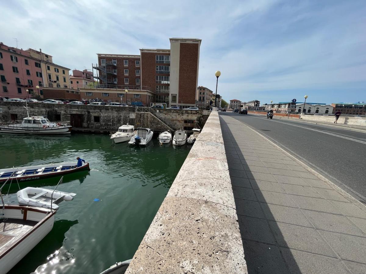 Kasia Porta Sul Mare Di Livorno Free Parking Kültér fotó